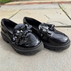 Sonoma Black Patent Flower-Embellished Kids Loafers